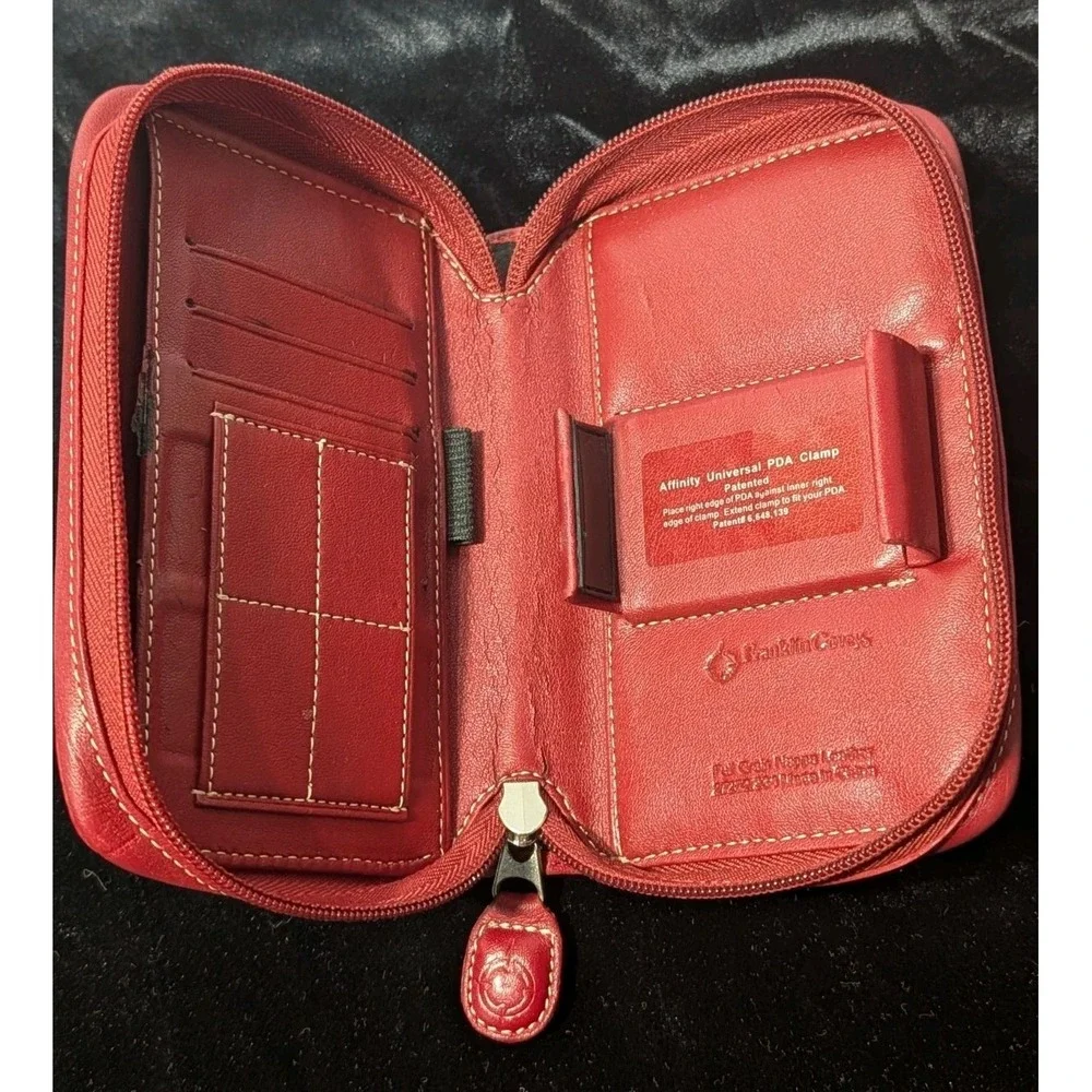 FranklinCovey‎ Red Napa Leather Affinity Universal PDA Case Wallet